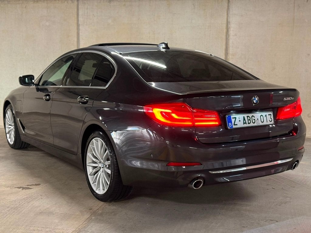 BMW 530e |OPENDAK |360 CAM |SFEER |KEY-LESS |HEAD-UP |FULL !, Auto's, BMW, Dealer onderhouden, Achterwielaandrijving, 4 cilinders