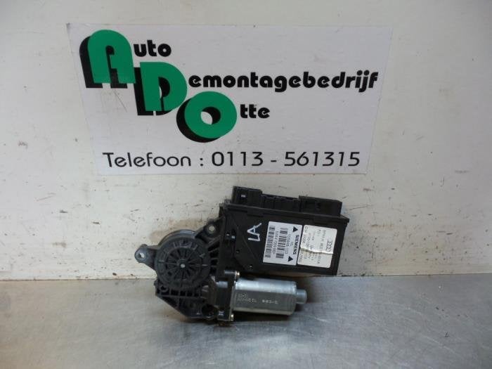 Moteur de vitre portière d'un Audi A4 (A4 01-), -, 3 mois de garantie, Audi, Utilisé