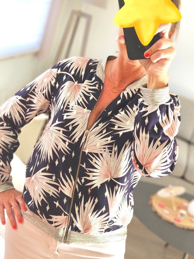 Satijnachtige bomber Lola Liza, Lola & Liza, Ophalen of Verzenden, Zo goed als nieuw, Maat 36 (S)