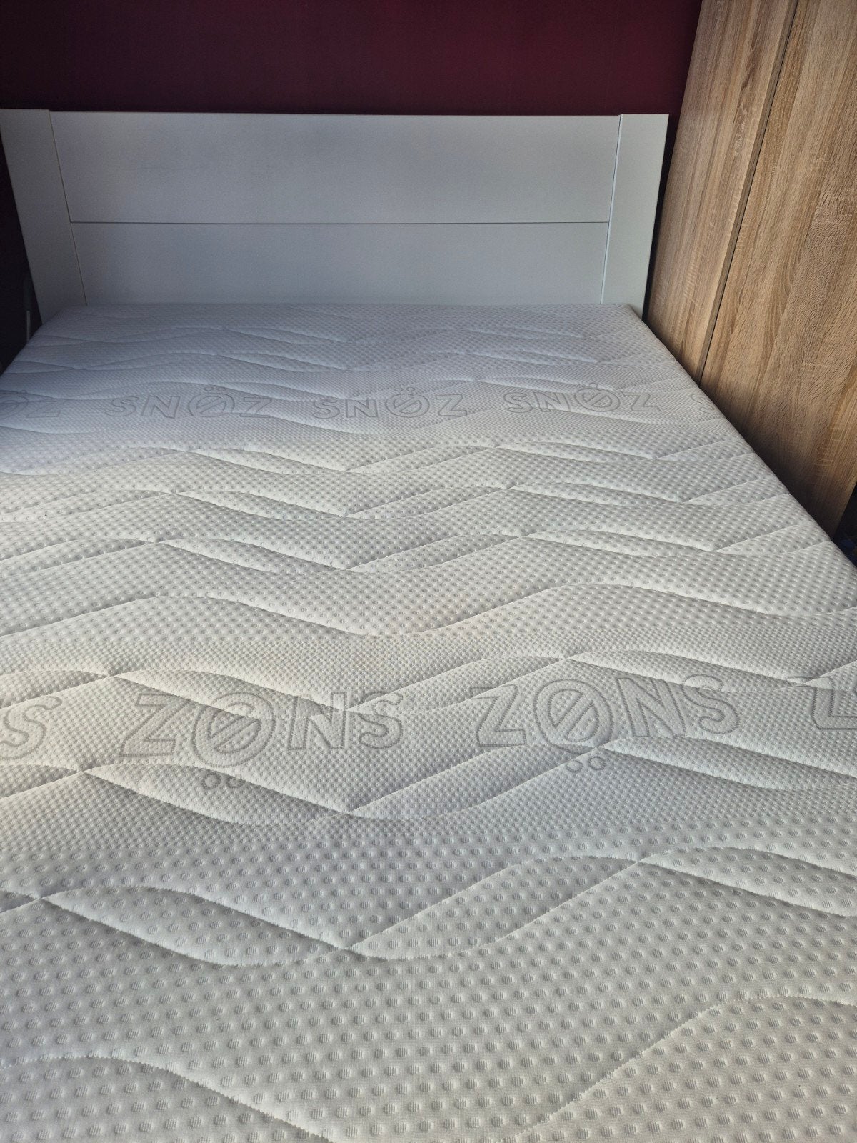 MATELAS 160200 RESSORTS ENSACHÉS., Maison & Meubles, Enlèvement, Comme neuf, Tissu