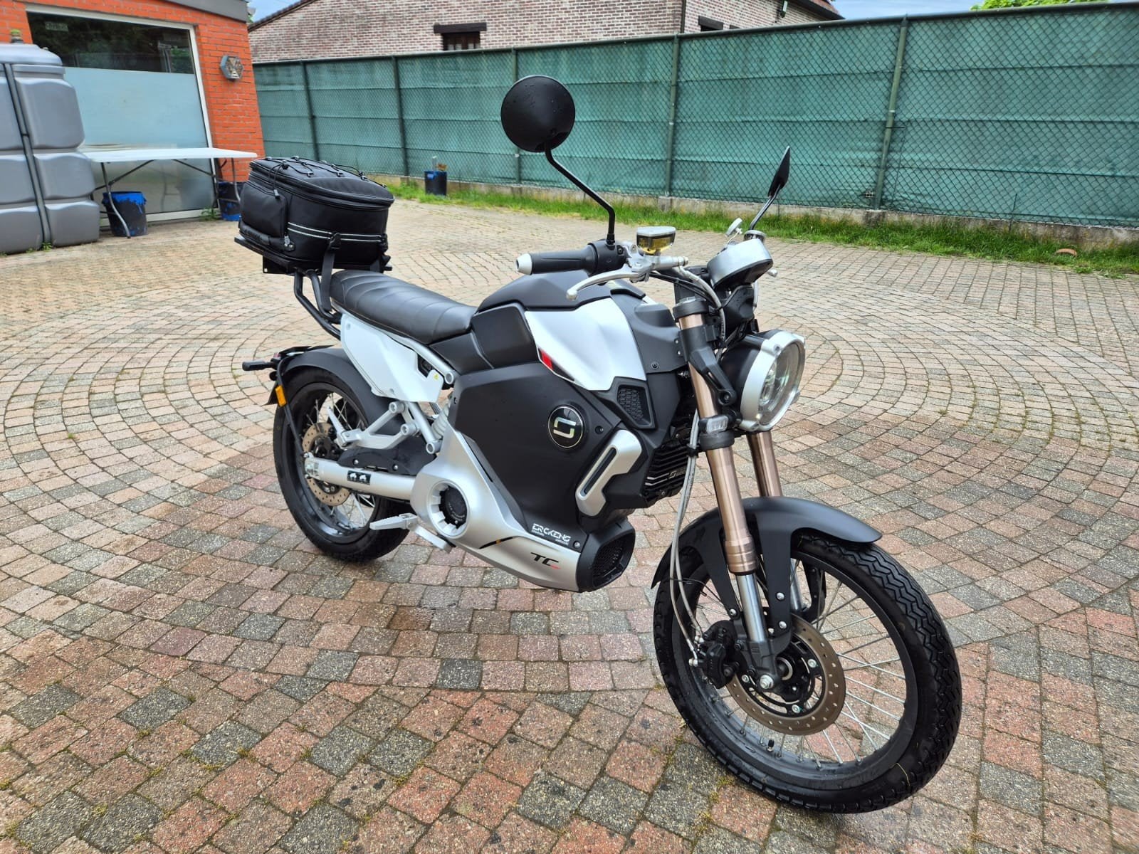 Super Soco 2021, Motoren, Ophalen
