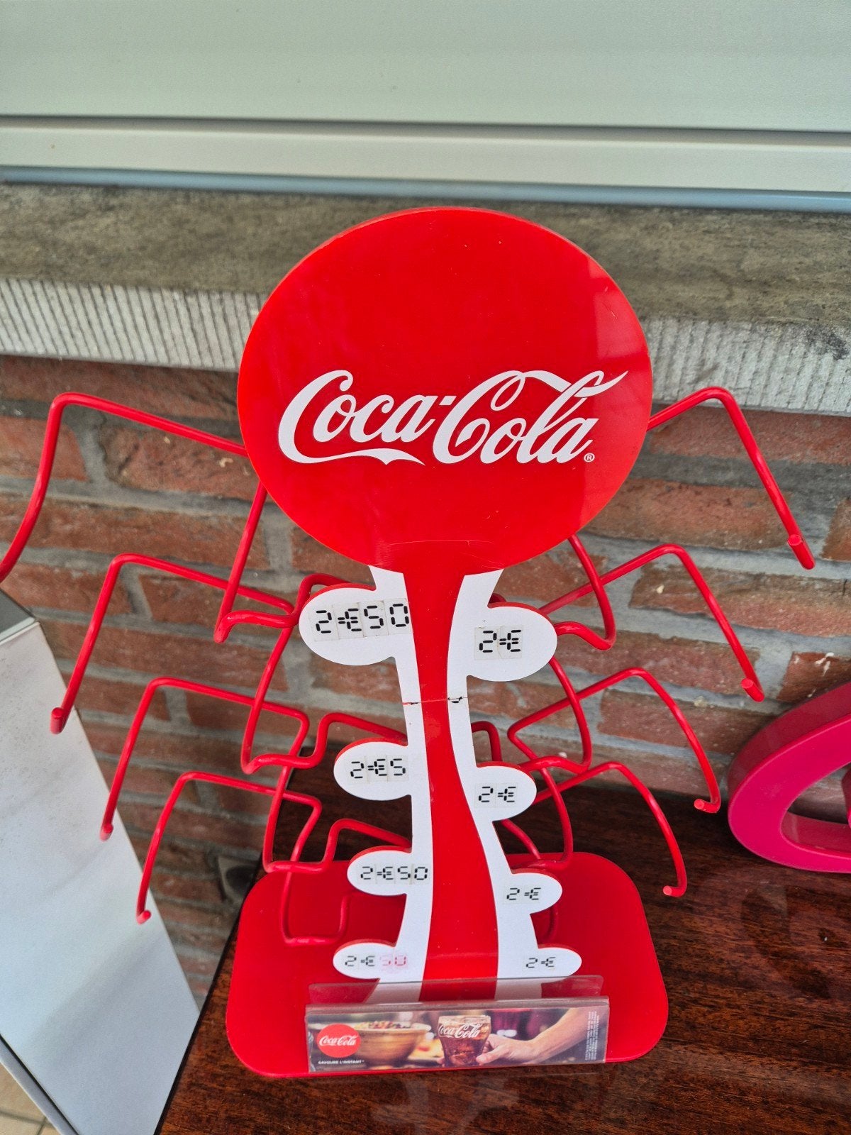 Coca-Cola-display, Ophalen