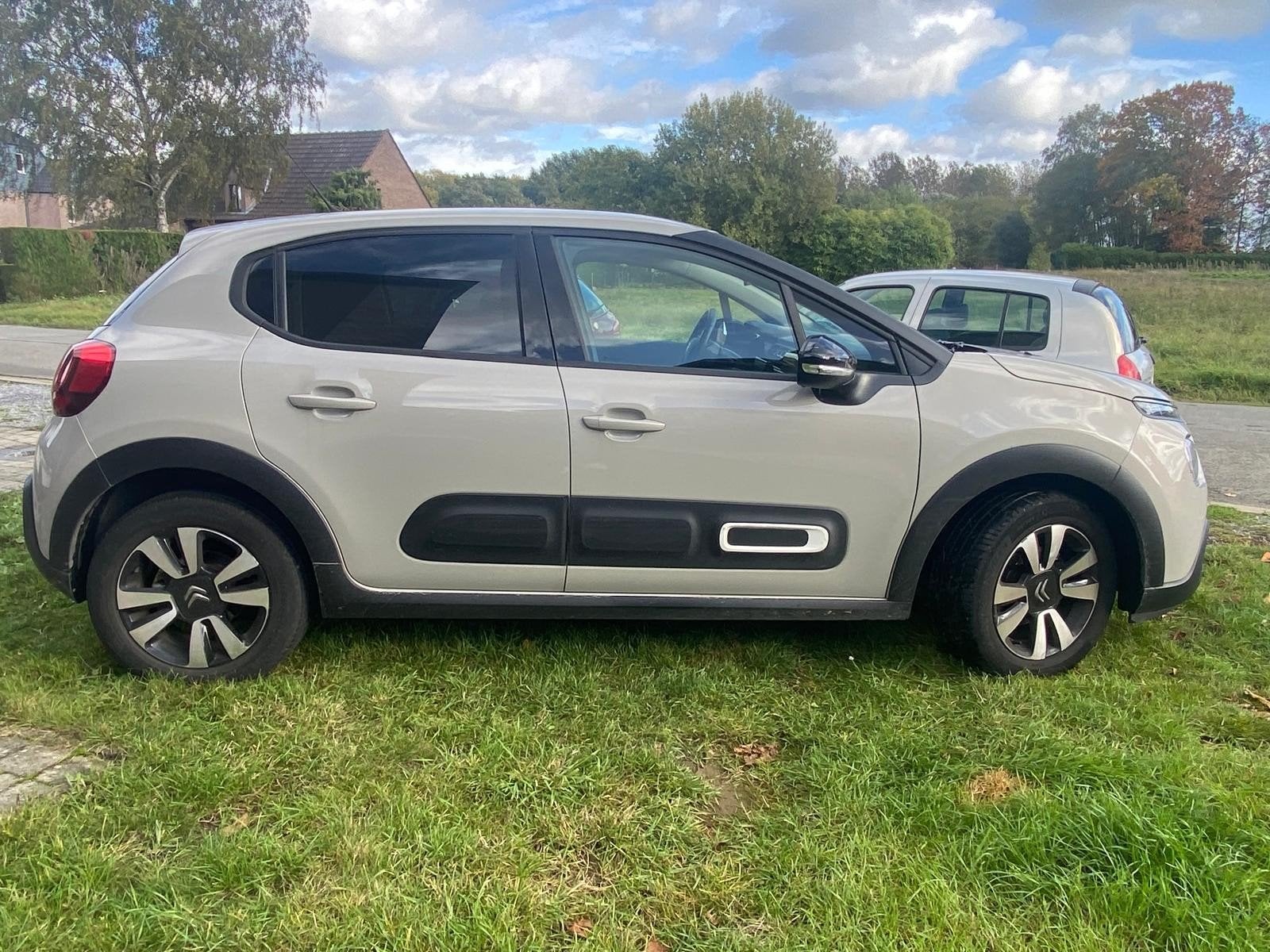 Citroen C3 35000km 10 ans garantie moteur., Achat, Entretenue par le concessionnaire, Noir, 5 portes