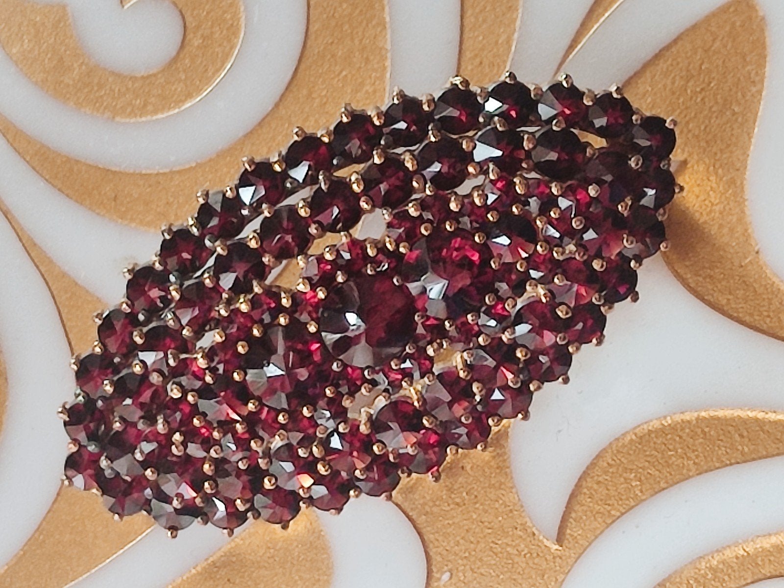 Antieke zilveren verguld broche met granatenstenen, Bijoux, Sacs & Beauté, Enlèvement ou Envoi, Comme neuf, Argent, Argent