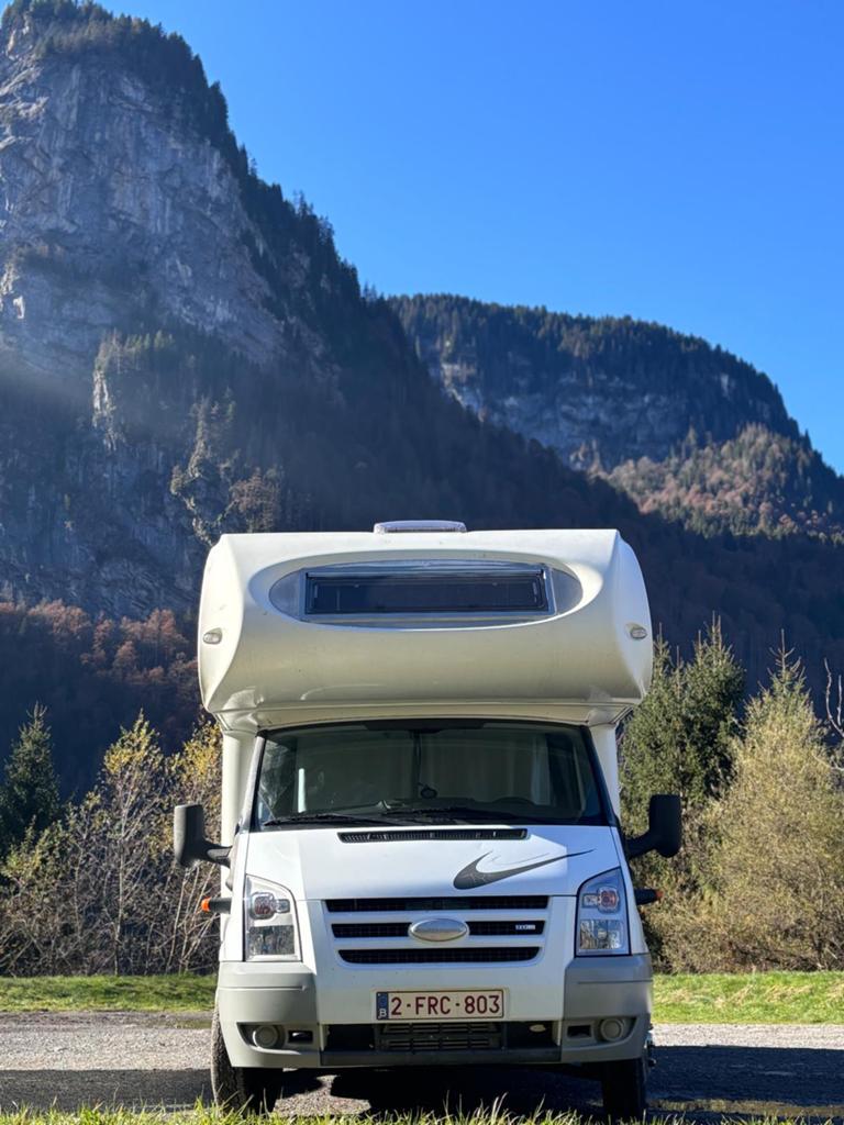 Camper Laïka, Alkoof, Ford, 6 tot 7 meter, Particulier