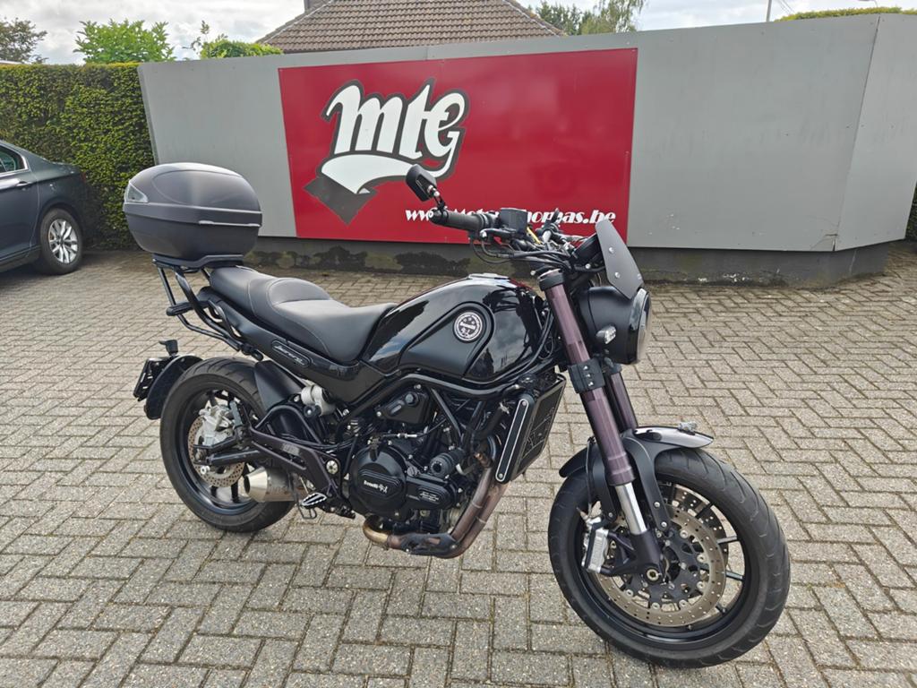 Benelli Leoncino 500 2022 16dkm, 2 cilinders, Occasion, Bedrijf, Minimaal motorrijbewijs A2