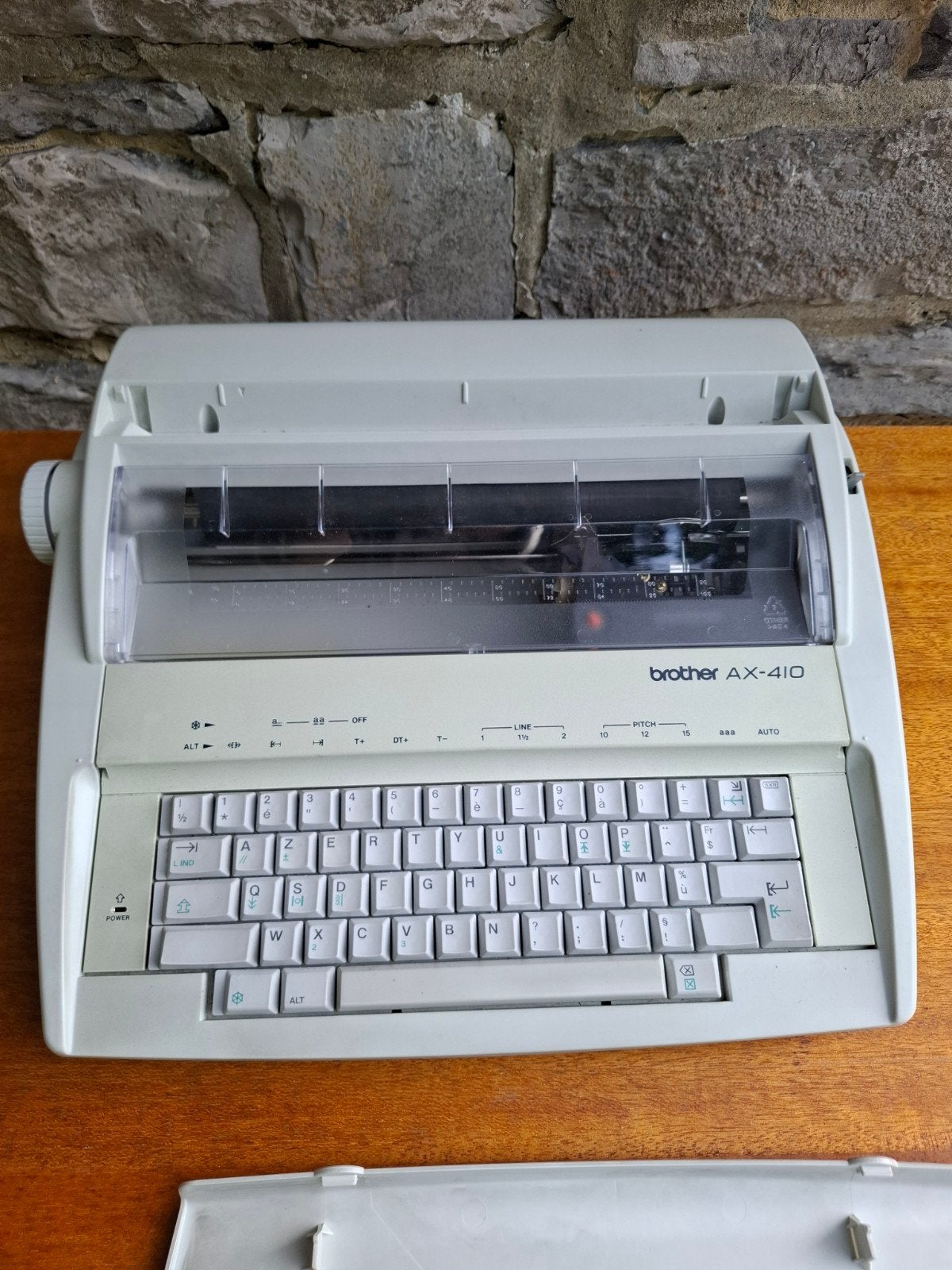 Machine à écrire électronique Brother AX-410, Enlèvement