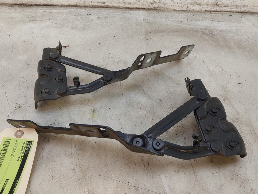 CHARNIERE DE CAPOT Astra J Sports Tourer (PD8 / PE8 / PF8), Dhr. J. Ham, Administratie@autoham.nl, Opel, Utilisé