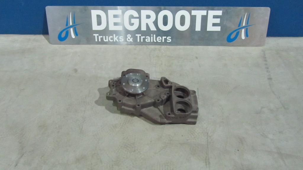 Waterpomp MB 542200240180, Auto-onderdelen, Vrachtwagen-onderdelen, Mercedes-Benz, Motor en Accessoires, Gebruikt