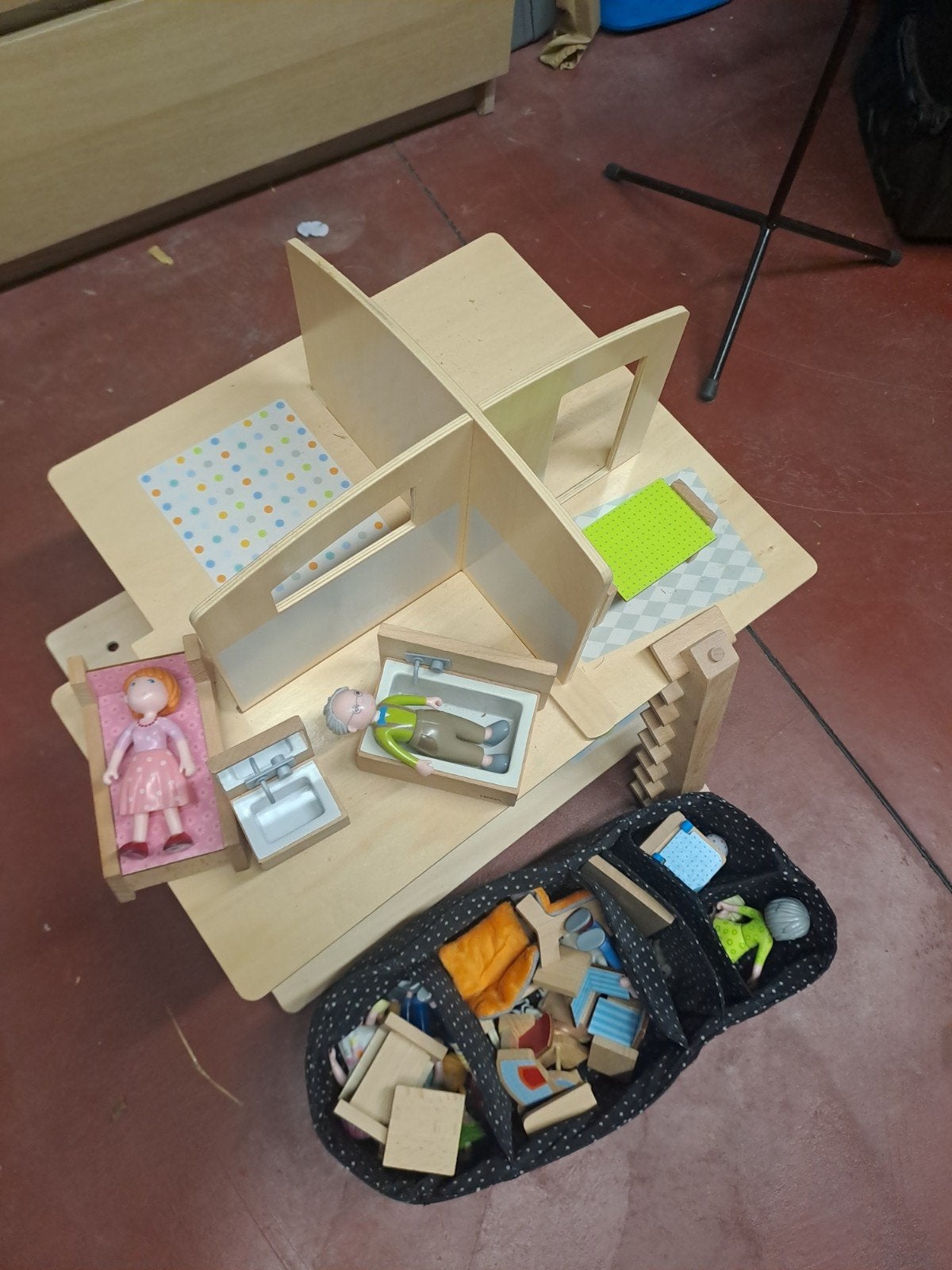 poppenhuis met accessoires, Kinderen en Baby's, Ophalen, Zo goed als nieuw