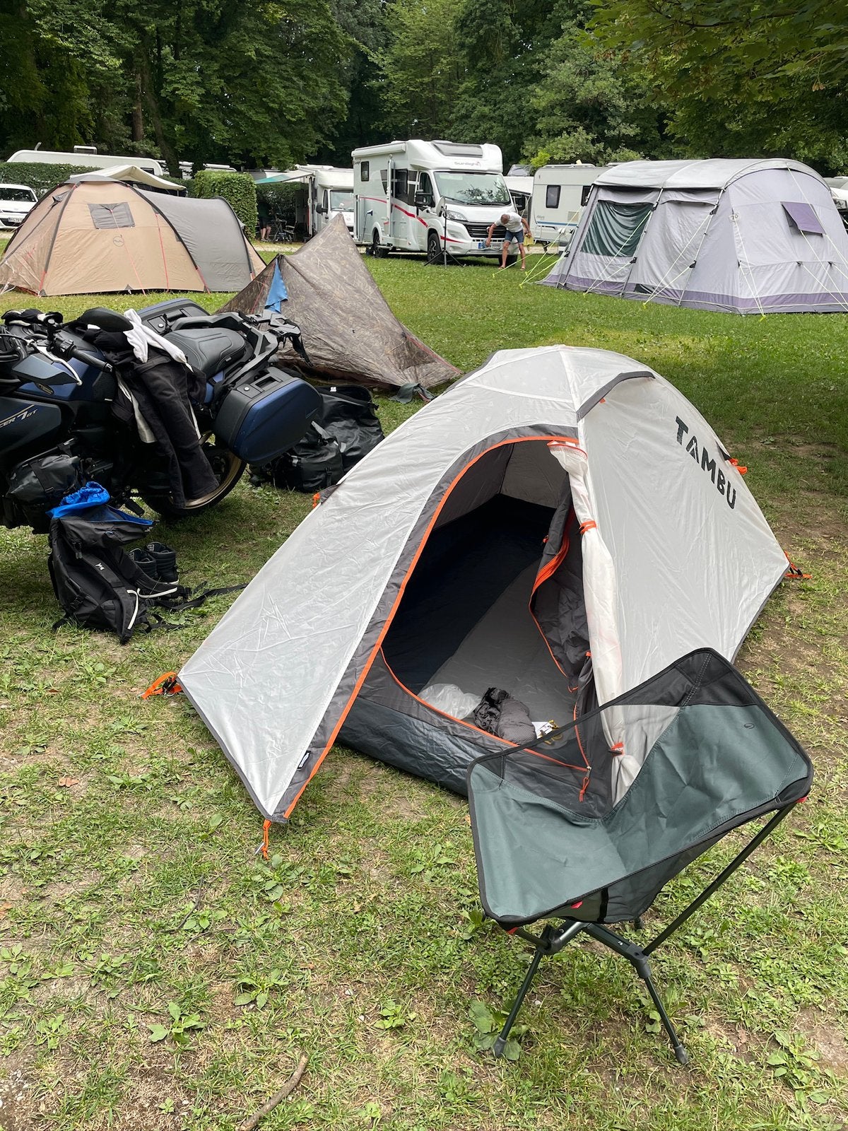 Tambu Tila 2 persoons tent, Caravanes & Camping, Tentes, Comme neuf, Enlèvement