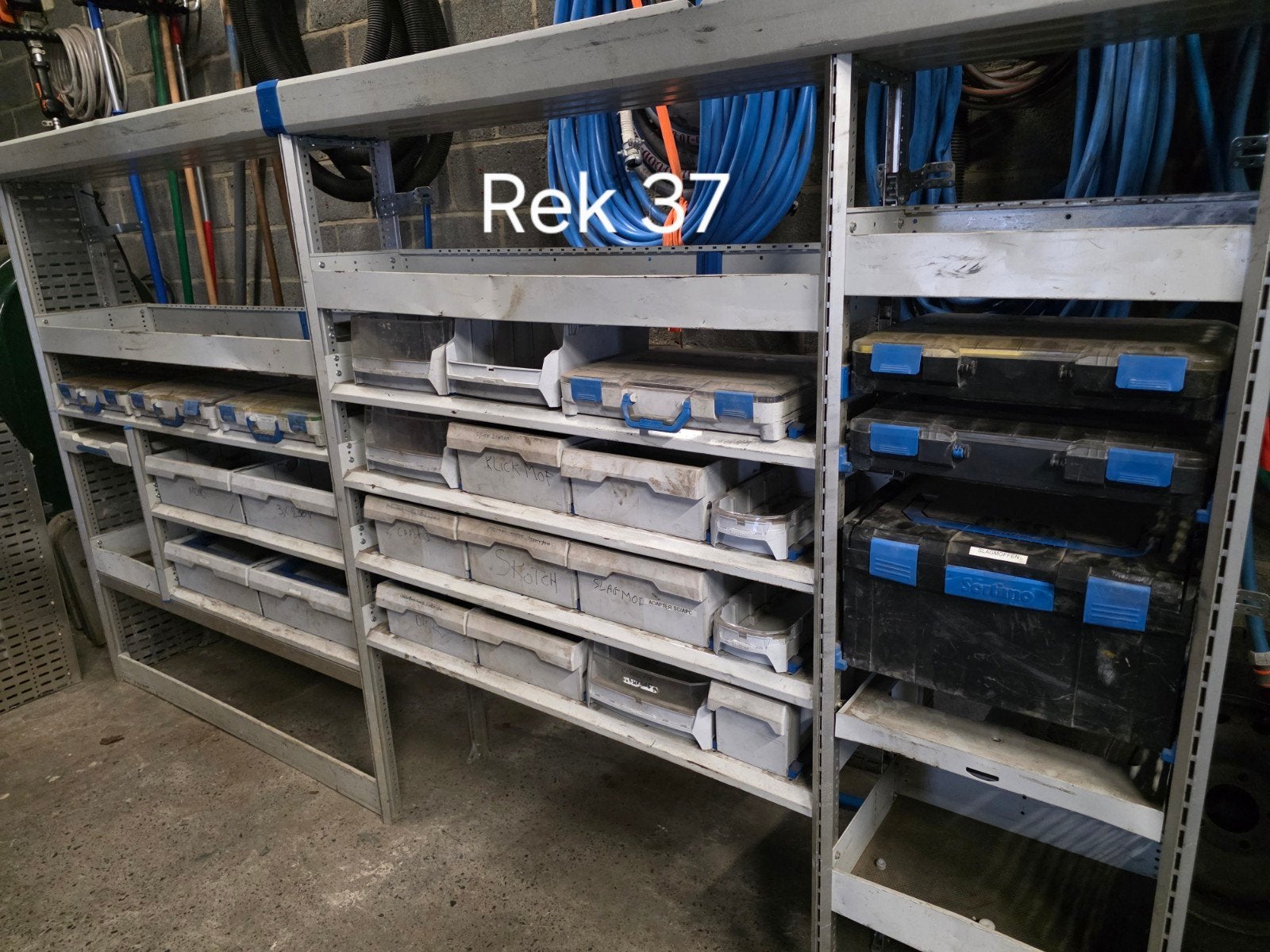 Sortimo Globelyst camionette inrichting–rekken/laden/planken, Auto diversen, Ophalen, Gebruikt