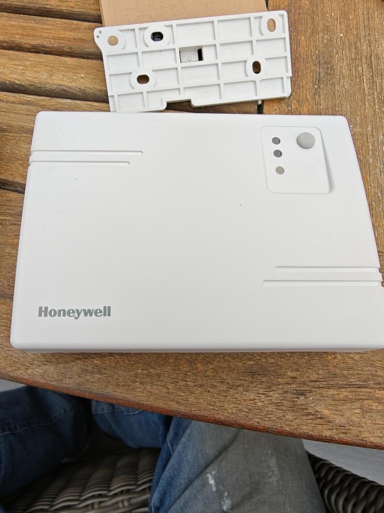 Thermostaat voor de verwarmingsinstallatie, Doe-het-zelf en Bouw, Ophalen, Zo goed als nieuw, Thermostaat