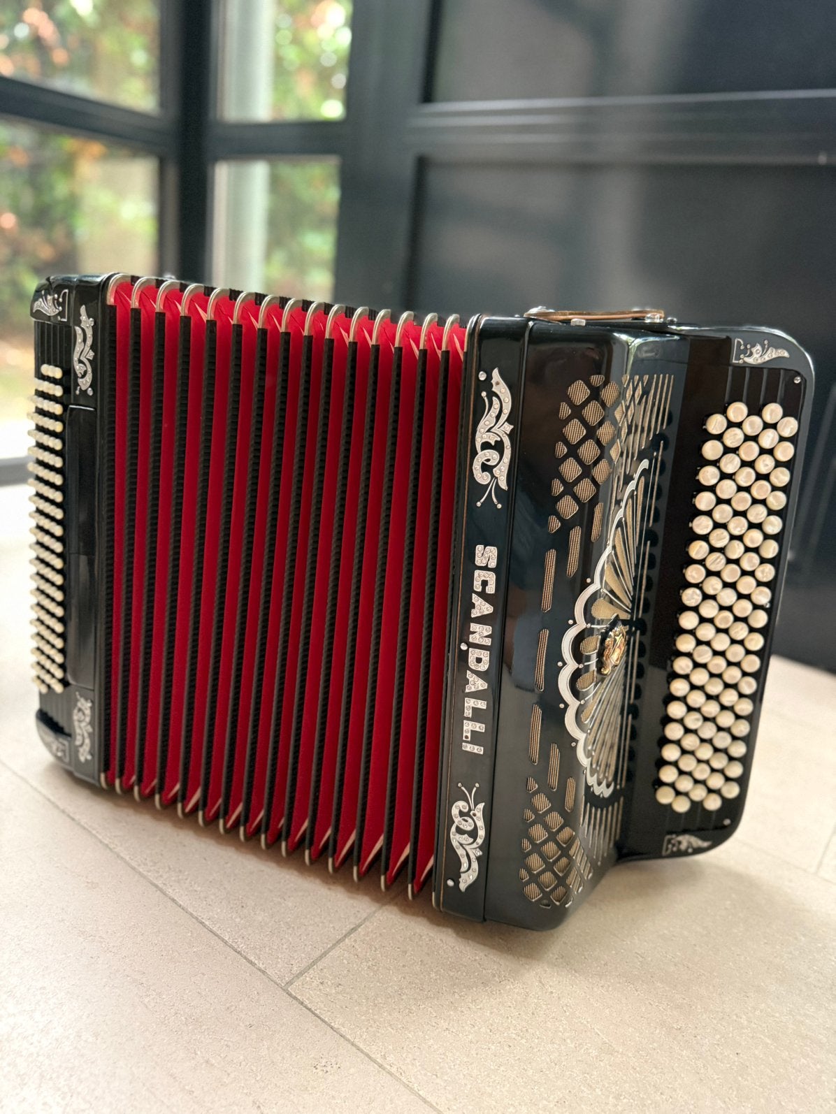 Scandalli 87/120, Musique & Instruments, Scandalli, Avec valise, Enlèvement, Utilisé