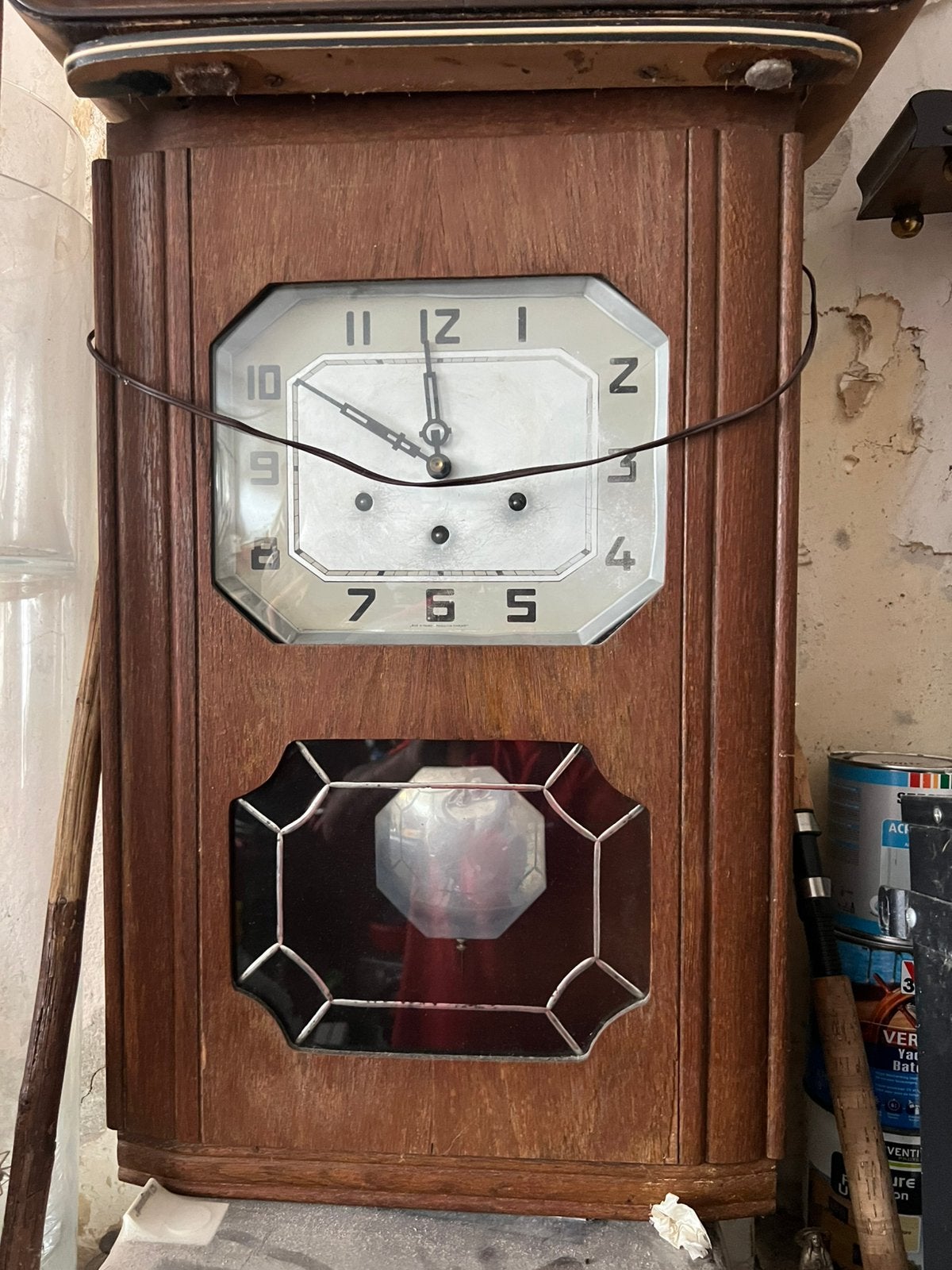 Horloge et ancien’e pointeuse du roton, Enlèvement
