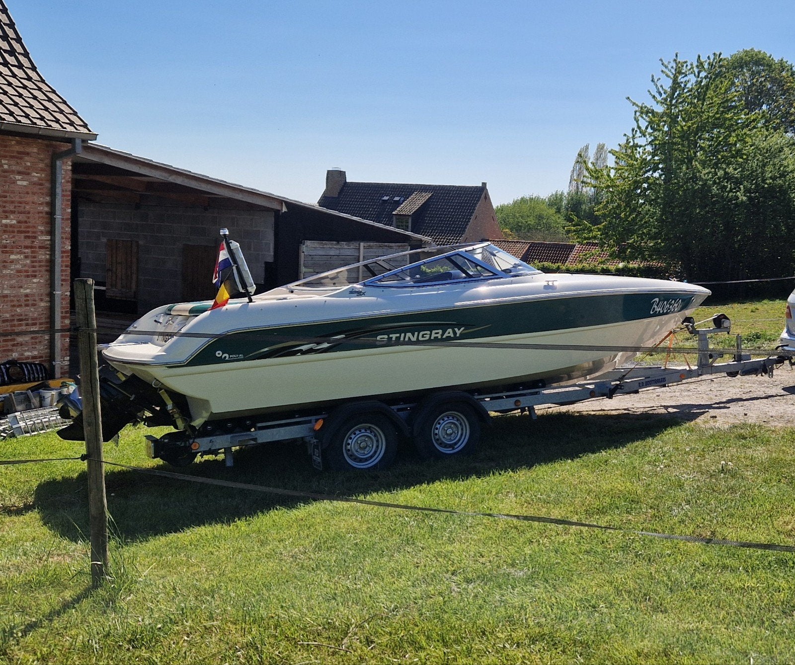 stingray 220sx, Ophalen