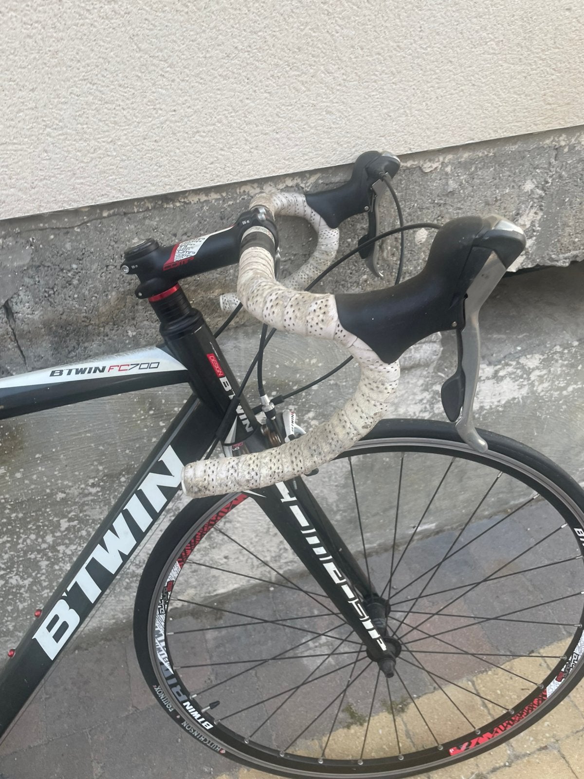 B twin koersfiets te koop, Fietsen en Brommers, Fietsen | Racefietsen, 28 inch, Carbon, Nieuw, 15 tot 20 versnellingen