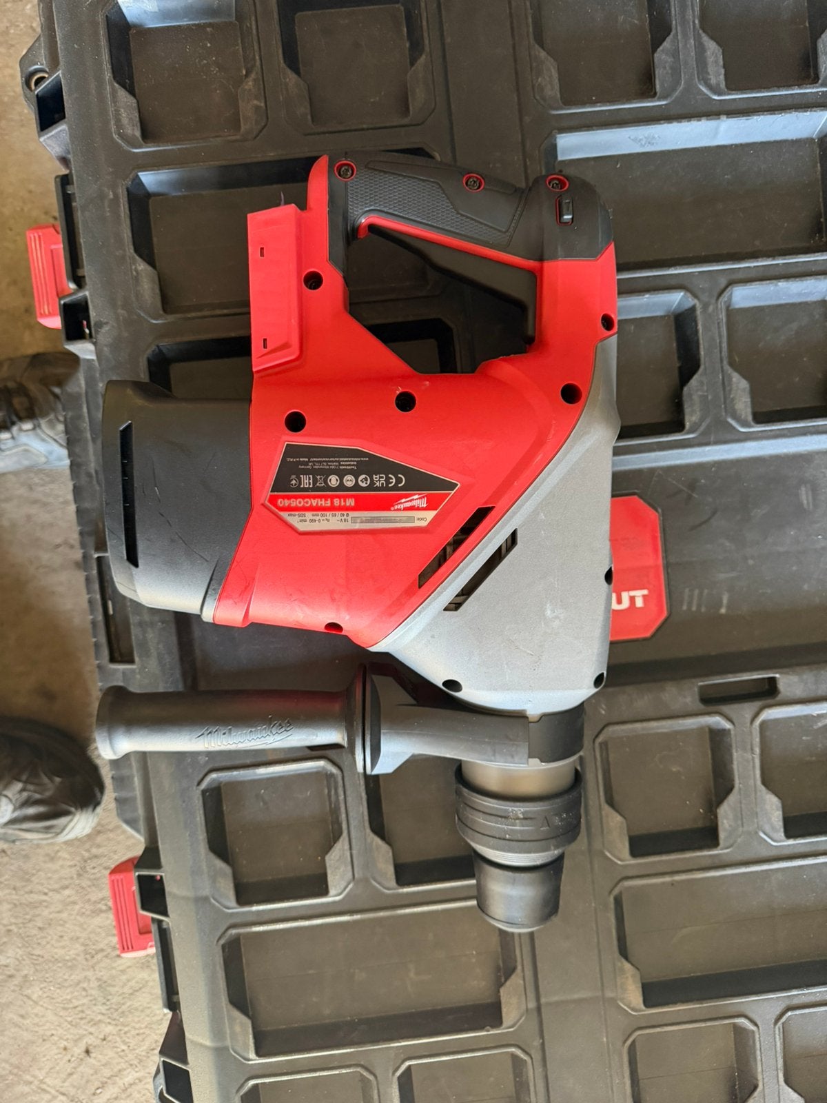 Marteau perforateur Milwaukee M18 FHACO540-0C 18V, Doe-het-zelf en Bouw, Ophalen, Zo goed als nieuw, Boor- en/of Breekhamer