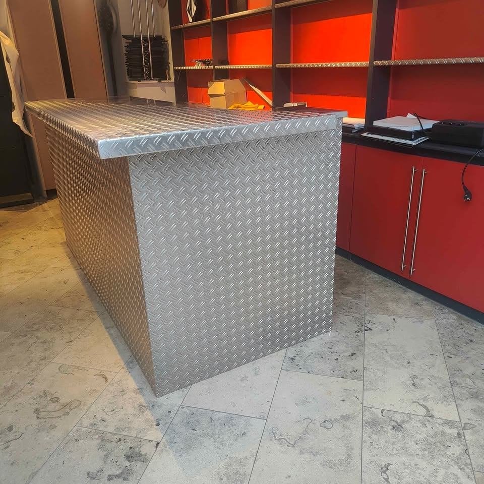 houten toog bekleed met inox, Enlèvement, Utilisé