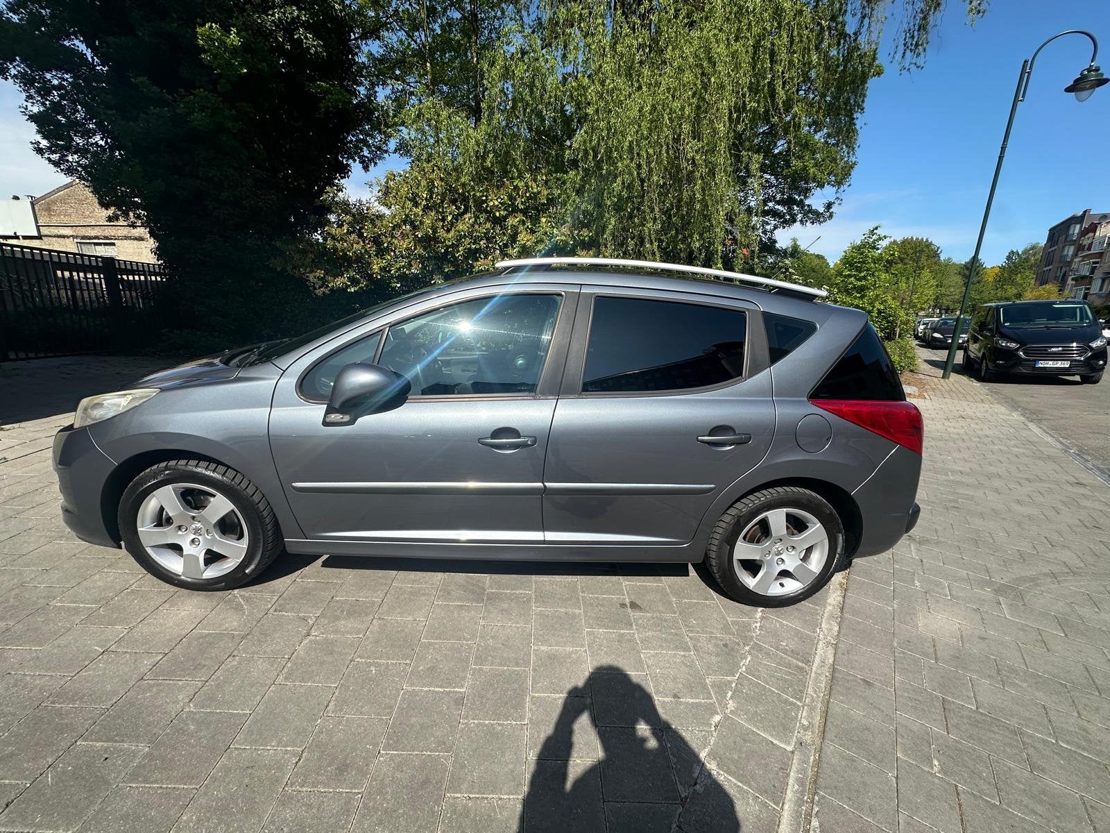 PEUGEOT 207 SW BREAK 2010 1.6 i Essence Euro 5 (120 Chvx), Autos, Achat, Boîte manuelle, 5 portes, Particulier