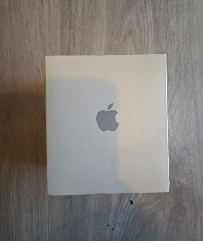 Apple AirPort Express — compleet met twee kabels en kabels —, Ophalen, Zo goed als nieuw, Wit, Apple