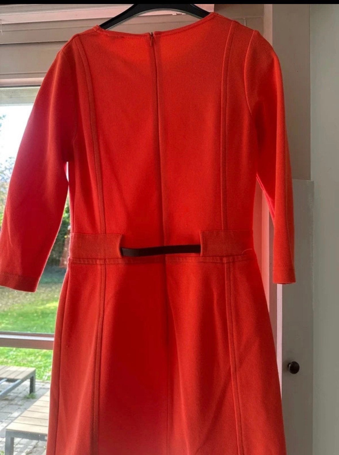 Oranje kleed met riem, Ophalen of Verzenden, Zo goed als nieuw, Maat 38/40 (M), Oranje