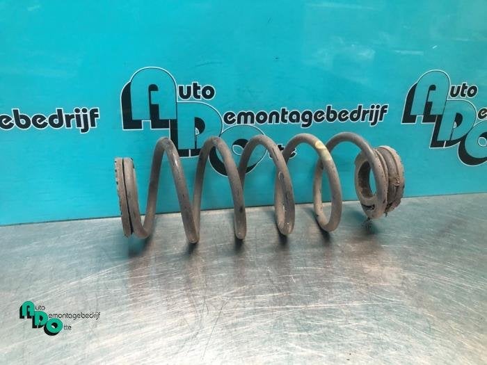 Schroefveer achter van een Fiat Bravo (Bravo 07-), Gebruikt, -, -, Ophalen of Verzenden