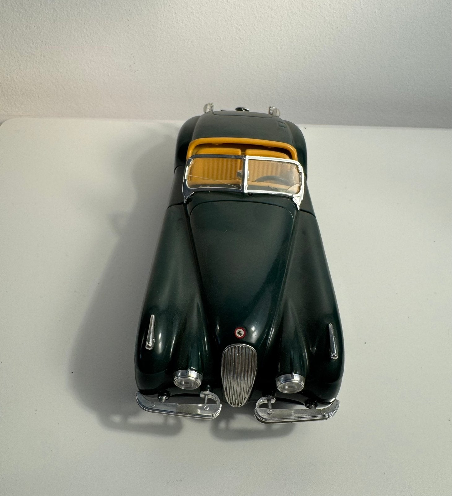 Bburago JaguarXK120Convertible 1948 1:24 GreenVintageDiecast, Enlèvement ou Envoi, Utilisé, Voiture, Burago