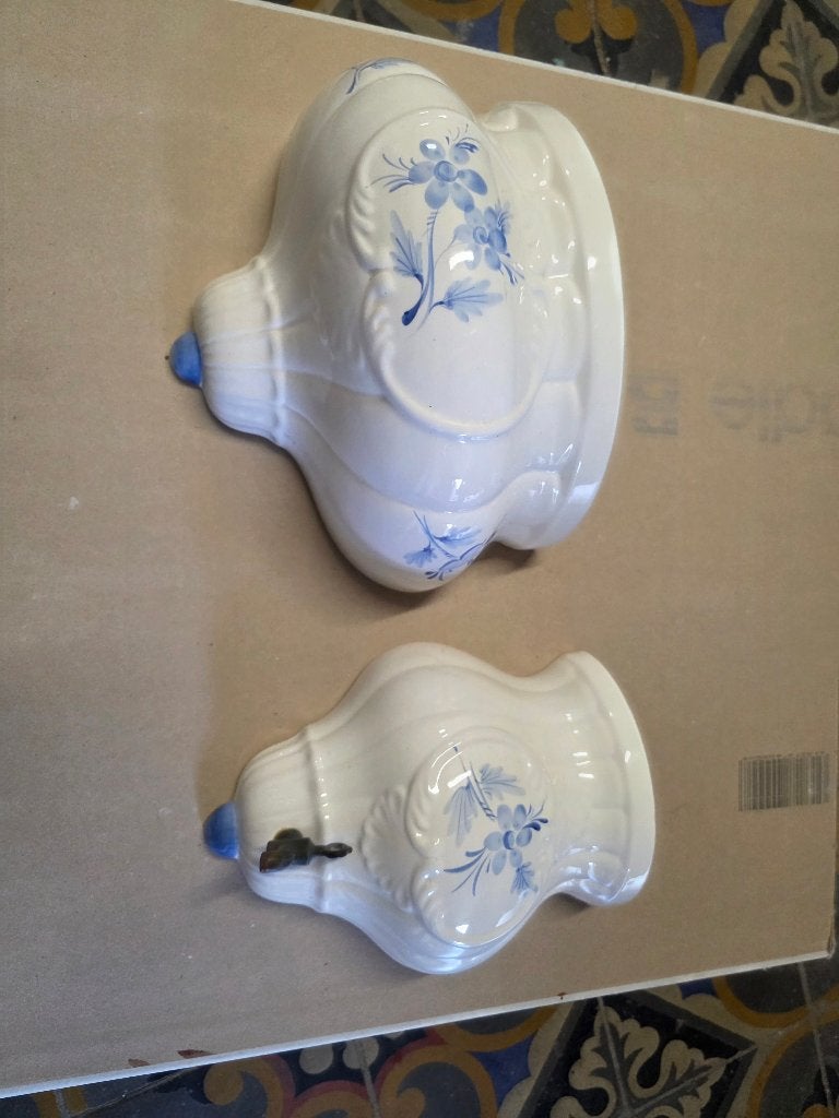 Bénitier en porcelaine  ancien, Enlèvement