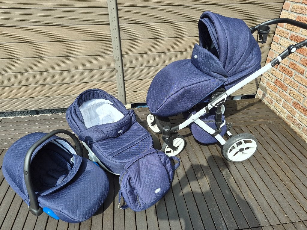Poussette Trio  P'tit Chou (Bleu Matelassé) – État Neuf, Enfants & Bébés, Poussettes & Combinaisons, Autres marques, Pneus, Comme neuf