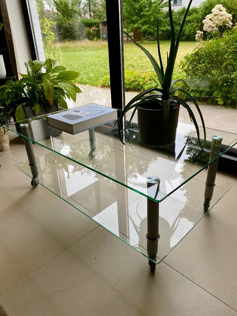 Table basse ou table TV (sur roulettes/sur roulettes), Maison & Meubles, 50 à 100 cm, Comme neuf, Verre, Enlèvement