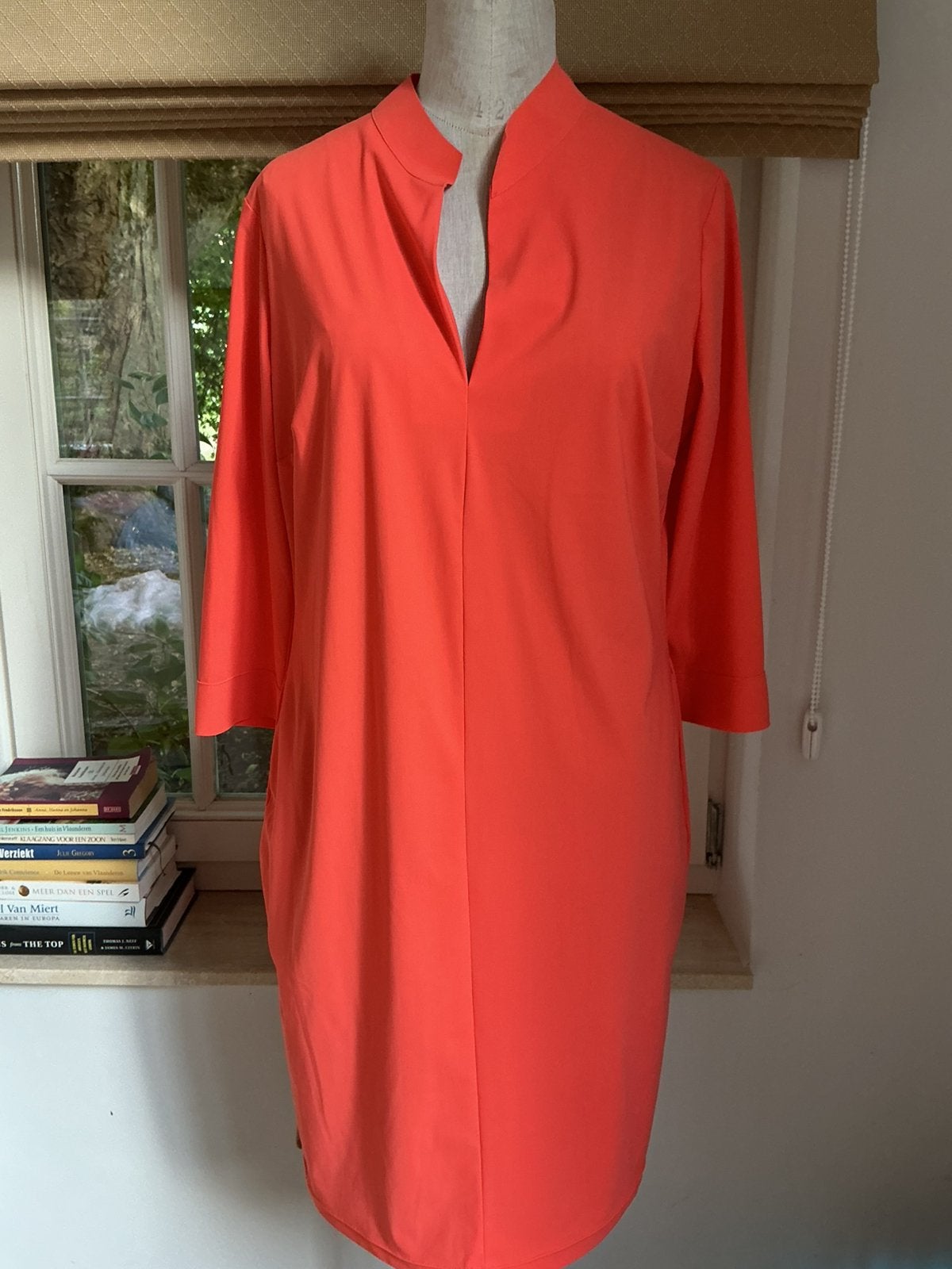 Nieuwe Jurk van Due Amanti, maat 44, Kleding | Dames, Jurken, Ophalen of Verzenden, Zo goed als nieuw, Maat 42/44 (L)