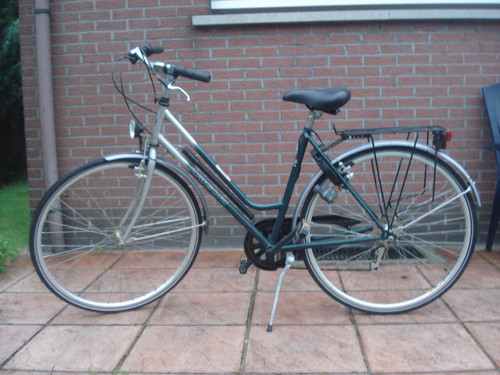 damesfiets krigori, Fietsen en Brommers, Velgrem, Versnellingen, Zo goed als nieuw, Ophalen