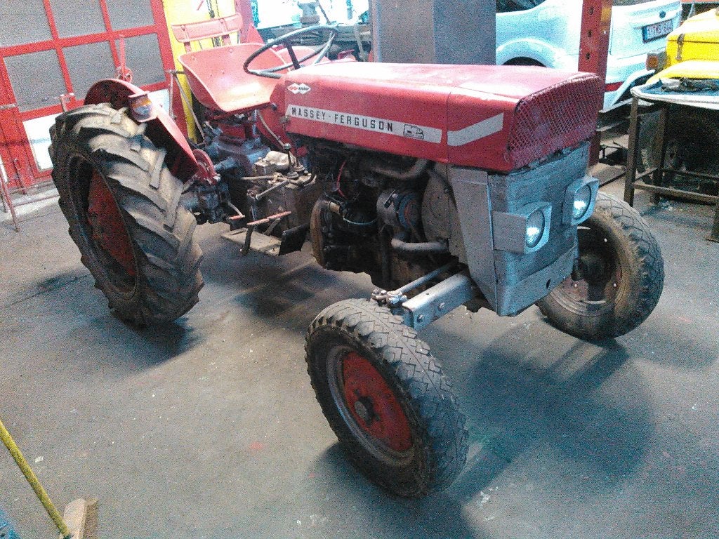 Massey Ferguson 130, Jusqu'à 2500, Jusqu'à 80 ch, Enlèvement, Oldtimer/Ancêtre