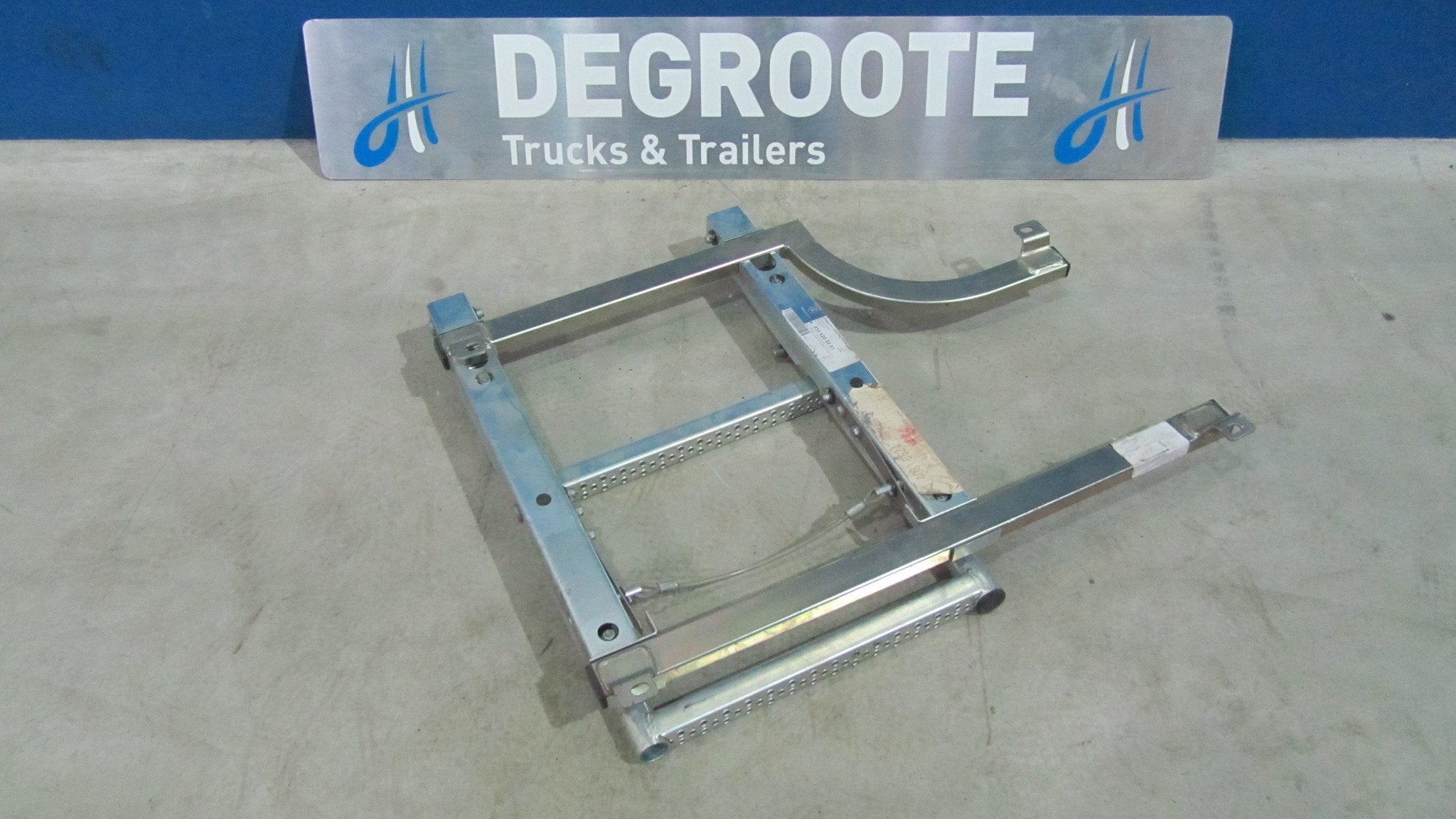 Mercedes-Benz Ladder 9305203231, Utilisé, Mercedes-Benz, Carrosserie et Tôlerie