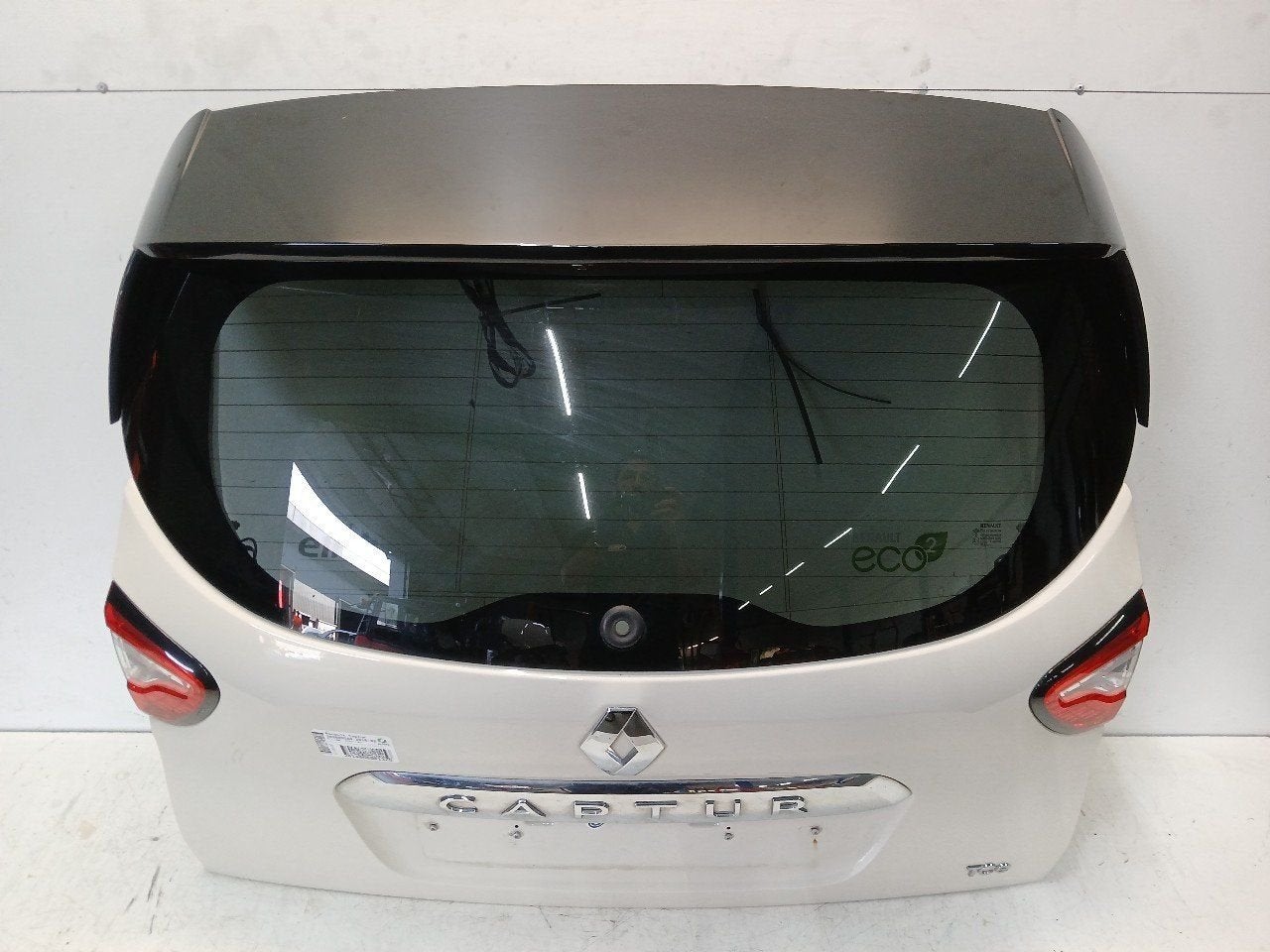 Achterklep Renault Captur, Onderdelen@venauto.nl, Van der Ven Autorecycling B.V., Arrière, Ettenseweg 76, 4706 PB Roosendaal, The Netherlands