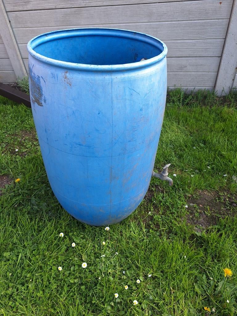 Baril de pluie avec robinet, Enlèvement, Avec robinet