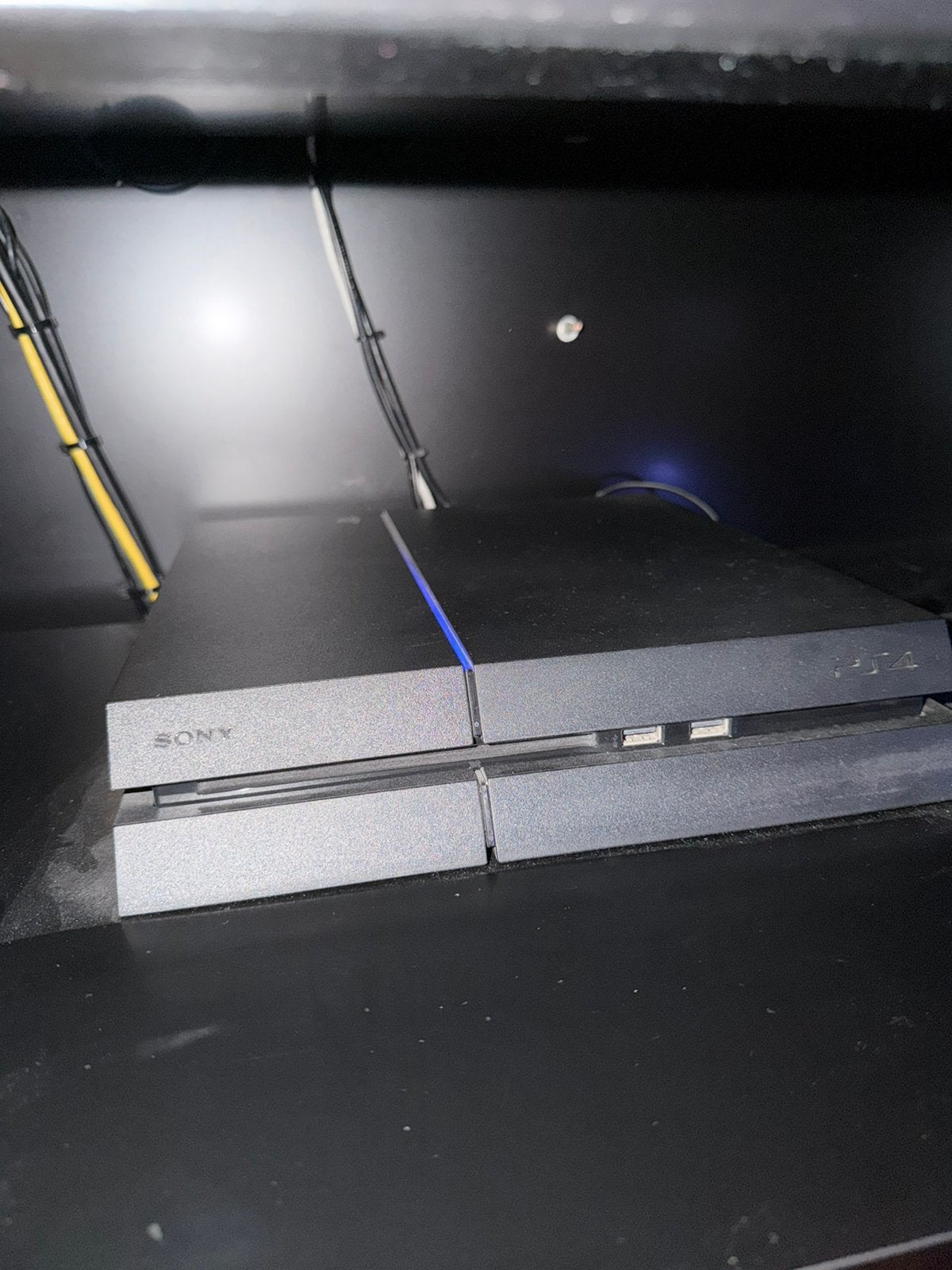 Playstation 4, Games en Spelcomputers, Ophalen, Zo goed als nieuw, Zonder controller, Original