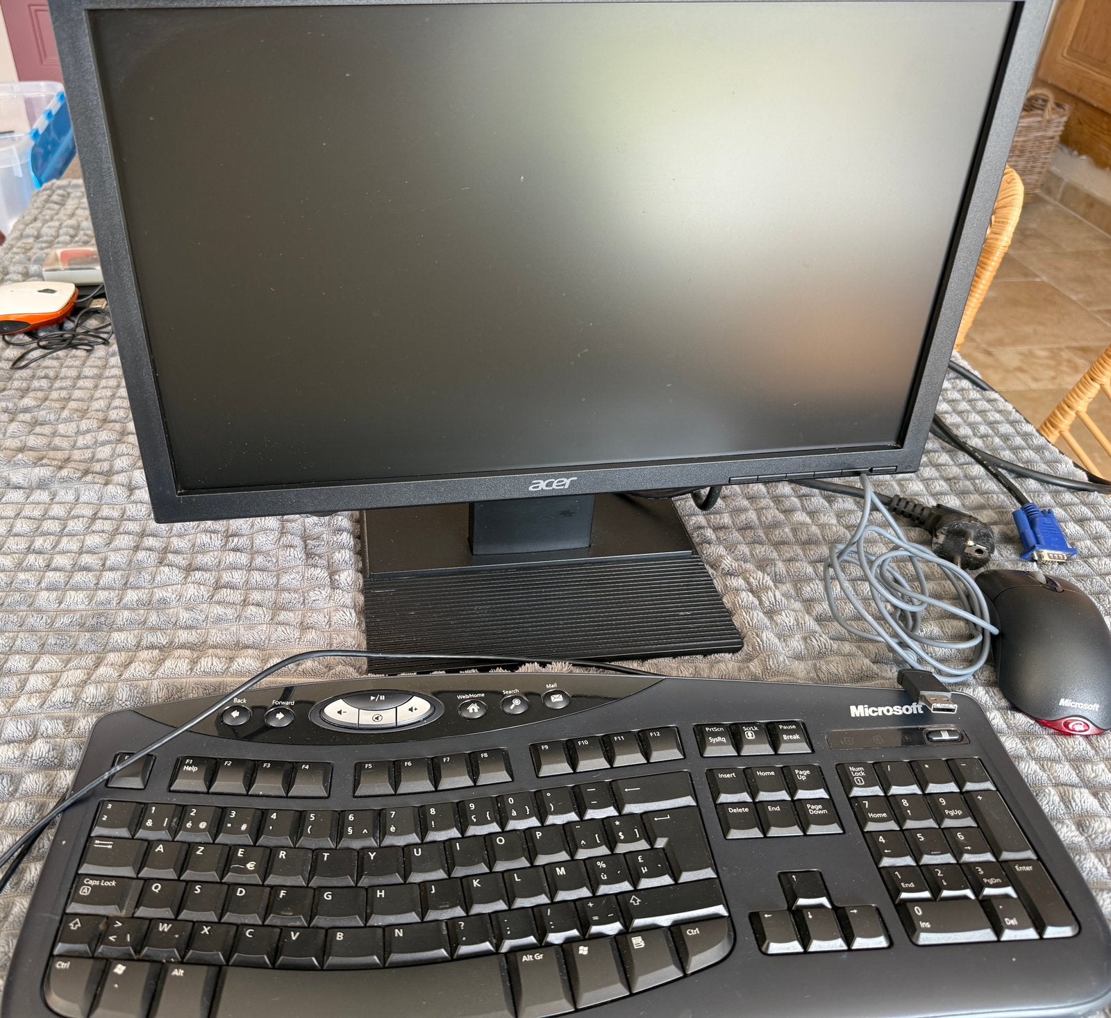 Écran Acer 19” + clavier + souris, Informatique & Logiciels, Enlèvement