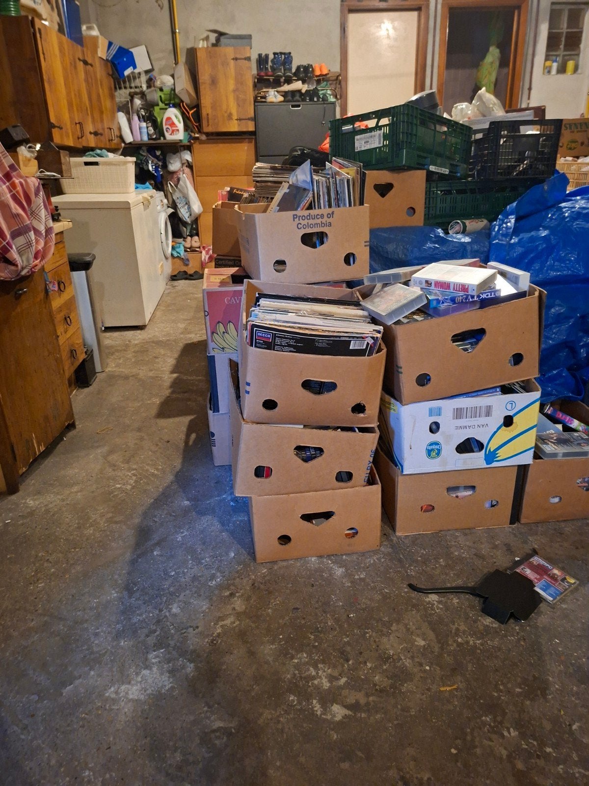 4000 disques Lp, Enlèvement, LP