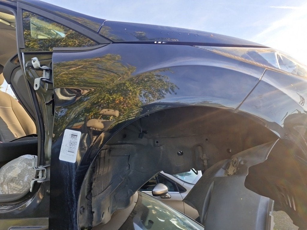 AILE AVANT DROITE Ford Fiesta 6 (JA8) (01-2008/01-2018), Garde-boue, Avant, Henry-Ford-Straße  1
50735  Köln, DE, Ford-Werke GmbH