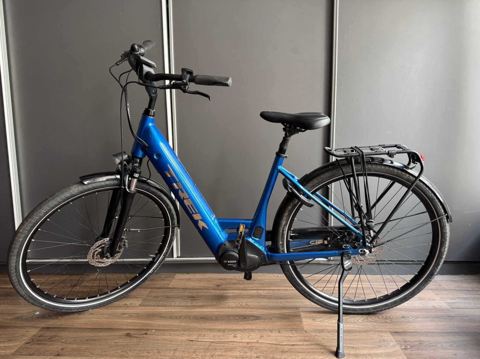 Trek District+ 6 E-Bike, Ophalen, Zo goed als nieuw, Overige merken