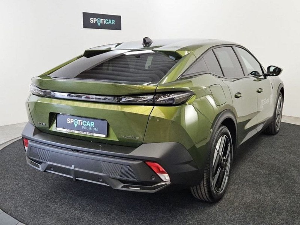 Peugeot 408 NEW 408 - Hybrid GT Exclusive e-DSC6 - open dak, Auto's, Peugeot, 136 pk, Parkeersensor, Bedrijf, 5 zetels