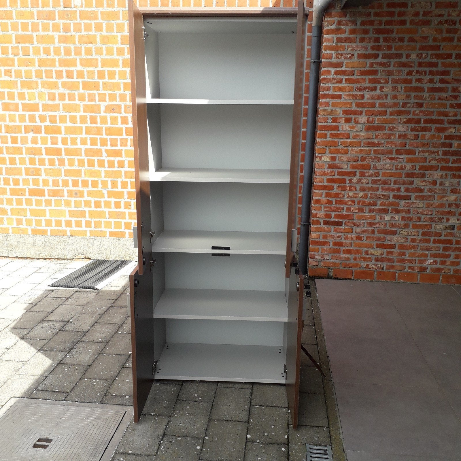 Kast zeer sterk en zeer degelijk., Ophalen, Gebruikt, Hout, Overige typen