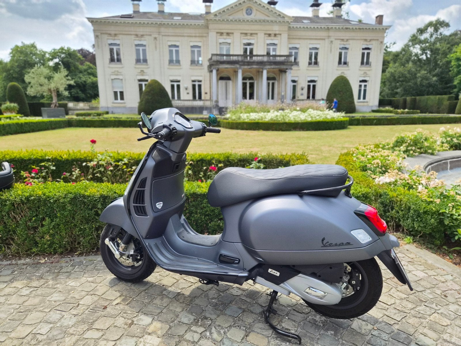 Vespa GTS 125 cc, Ophalen, Overige modellen, 125 cc, Zo goed als nieuw