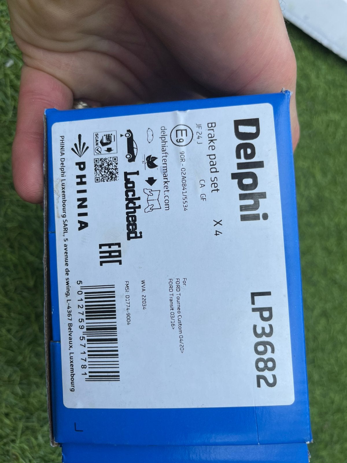 Delphi LP3682 Remblokkenset Voorzijde – Ford Transit /m, Ophalen, Ford