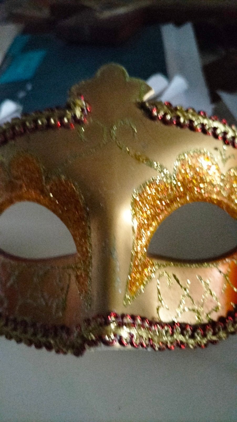 Masque Vénitien avec ruban noir pour lier, Bijoux, Sacs & Beauté, Bijoux anciens, Enlèvement