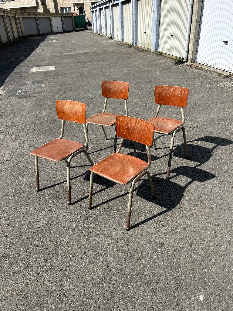Lot de 4 chaises industrielles, Enlèvement, Utilisé, Bois, Quatre