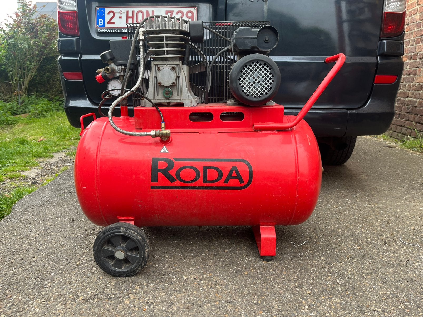 Compressor 100liter, Doe-het-zelf en Bouw, Compressors, Ophalen, Zo goed als nieuw