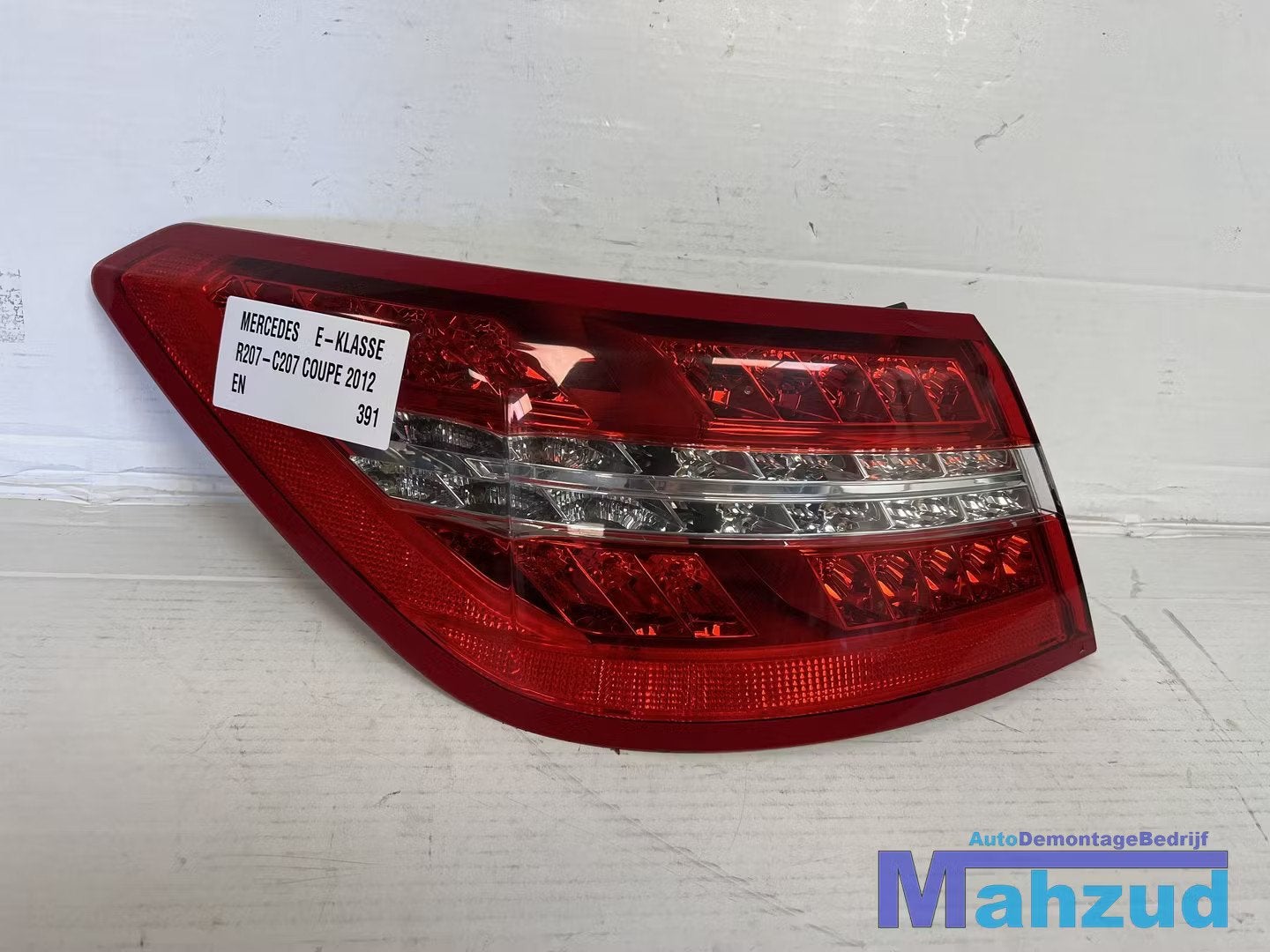 MERCEDES E C207 Links buiten achterlicht A2078200164 2009-20, Gebruikt, Mercedes-Benz AG, Mercedes-Benz, Mercedesstrasse 120
70372  Stuttgart, DE
